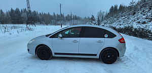 Citroen C4 хэтчбек (5 фото из 14)