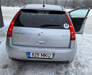 Citroen C4 хэтчбек (13 фото из 14)