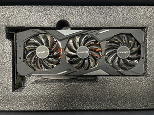 Gigabyte GeForce RTX 2060 GAMING OC PRO 6G (2 foto / 6)