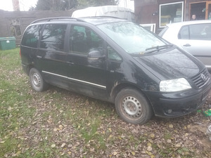 Volkswagen (2 foto / 4)