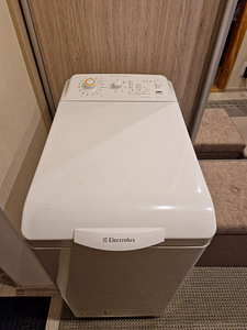 Pesumasin Electrolux (1 foto / 3)