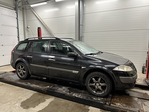 Renault Megane 2 1.5 74kw (2 foto / 9)