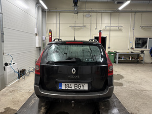 Renault Megane 2 1.5 74kw (3 foto / 9)
