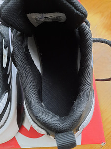 Vähekasutatud Nike Air Max Exosense tossud nr. 33,5 (3 foto / 4)