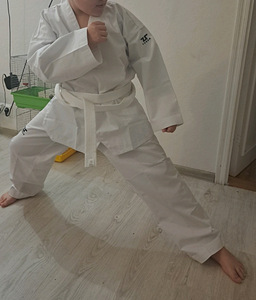 Karate ja taekwondo vorm (1 foto / 4)