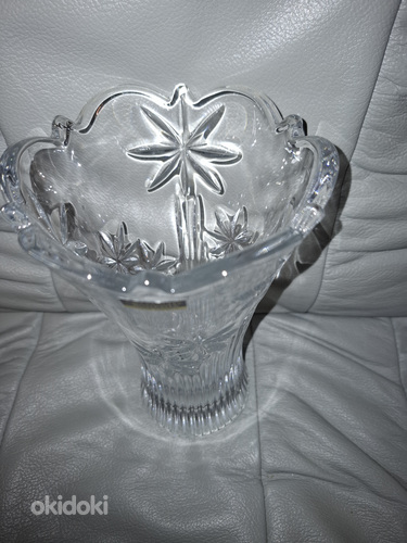 Uus Tšehhi kristallvaas kõrgusega 20 cm