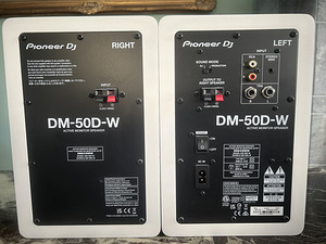 Pioneer DJ DM-50D (3 foto / 3)