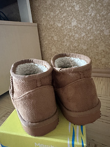 Laste mini-UGG saapad NEXTilt (3 foto / 3)