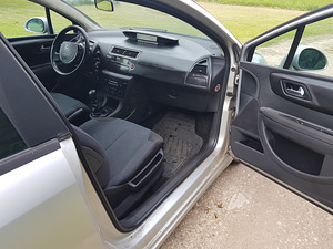 Citroen C4 2005 Diisel (9 foto / 11)