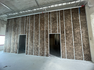 KIPSPLAADI PAIGALDUS — SEINAD JA LAED (2 foto / 8)