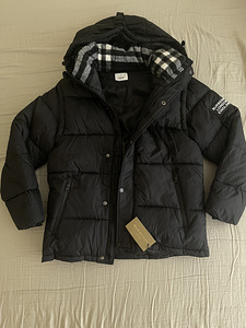 Пуховик Burberry (1 фото из 4)