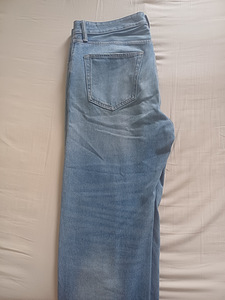 Helesinised loose fit teksad (1 foto / 5)