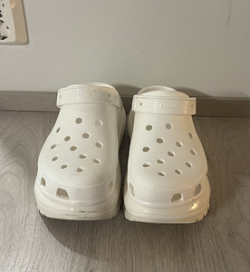 Crocs Megacrush Korolliset Pistokkaat Valkoiset Koko 45 (2 valokuva sivusta 2)