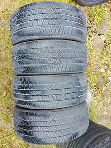 Летние шины R17/55/235 (1 фото из 4)