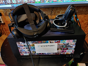 VR prillid Cosmos