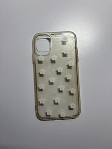 Kaaned iPhone 11-le (1 foto / 6)