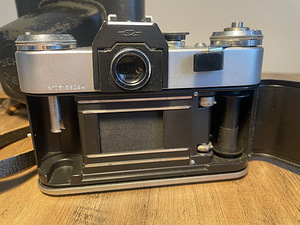 Zenit E kaamera (2 foto / 4)
