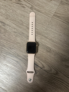 Apple Watch 6 (1 фото из 3)