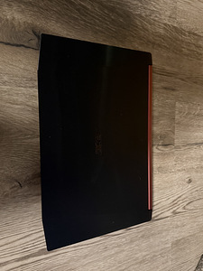 Acer Nitro AN515-51 (2 фото из 2)