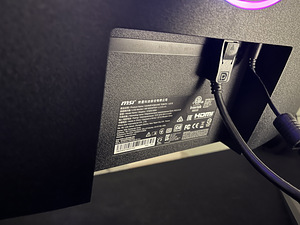 Monitor MSI Gaming Optix AG321CR Curved Gaming32inch+facecam (5 foto / 6)
