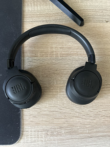 JBL Tune 780NC, must - Juhtmevabad kõrvaklapid (1 foto / 4)