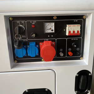 Vaikne diiselgeneraator, kolmefaasiline 5 kW (3 foto / 9)