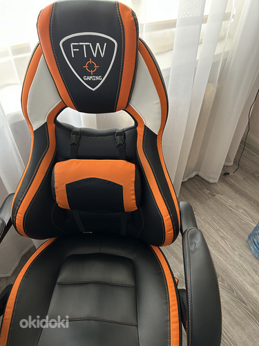 Gaming chair