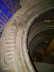 Зимние шины Continental 215/55 r16 (1 фото из 2)