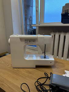 Õmblusmasin Toyota Jeans JFS18 (7 foto / 10)