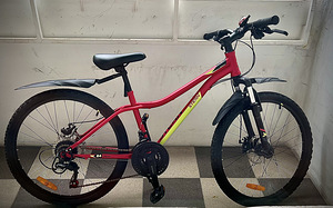 Велосипед Stern Leeloo 18 скоростей shimano (1 фото из 9)