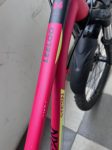 Велосипед Stern Leeloo 18 скоростей shimano (6 фото из 9)