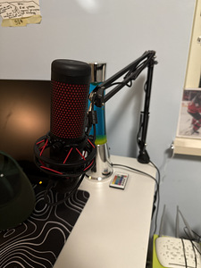Microphone hyperx quadcast fast sale, very good condition (1 foto / 2)