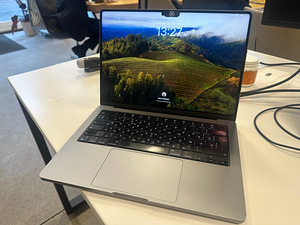 MacBook Pro (14-inch,2021) 1TB (2 foto / 5)