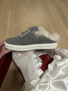 Uus! Roger Vivier originaalhind üle 1000€ (2 foto / 7)