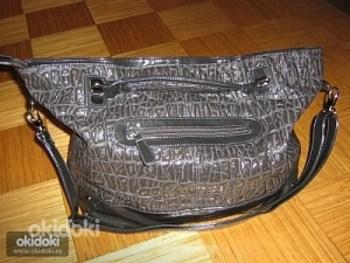 Большая новая и вместительная сумка черновато-серая (фото #1)
