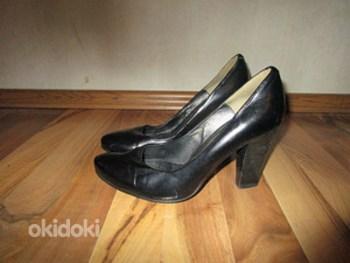 Черные туфли 37-37,5 (фото #1)
