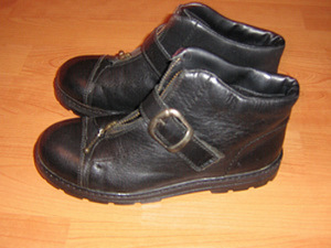 Uued mustad talvesaapad nr 35 (2 foto / 3)
