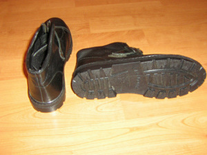 Uued mustad talvesaapad nr 35 (3 foto / 3)