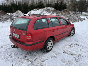 Skoda octavia (3 foto / 5)
