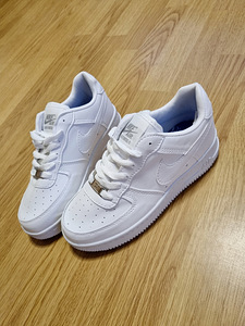 Nike air force tossud uued. (1 foto / 2)