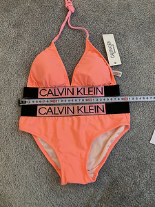 Uued tommy hilfiger ja calvin klein bikiinid (2 foto / 3)