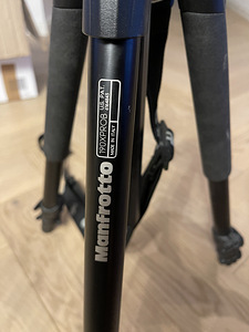 Manfrotto statiiv (2 foto / 3)