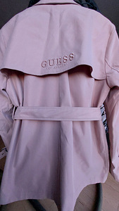 Müüa Guess kevadjakk, suurus M (1 foto / 3)