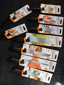 Ножи FISKARS (1 фото из 2)