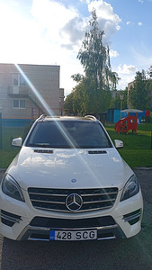 Mercedes ML 350 auto (1 foto / 15)