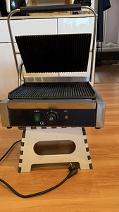 Professionaalne grill (2 foto / 3)