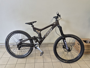 Scott nitrous twenty (5 foto / 5)