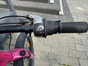 Selling Specialized Kids Bicycle (4 foto / 4)