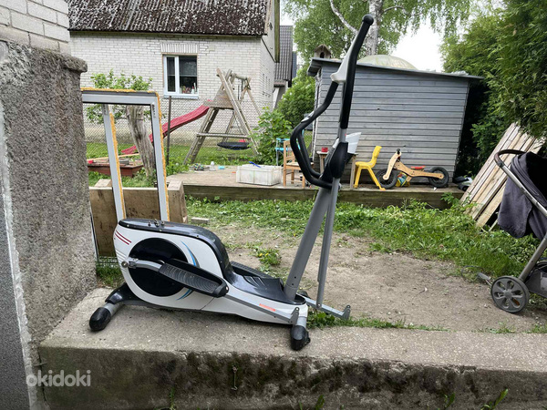 MÜÜA TRENAAŽÖÖR