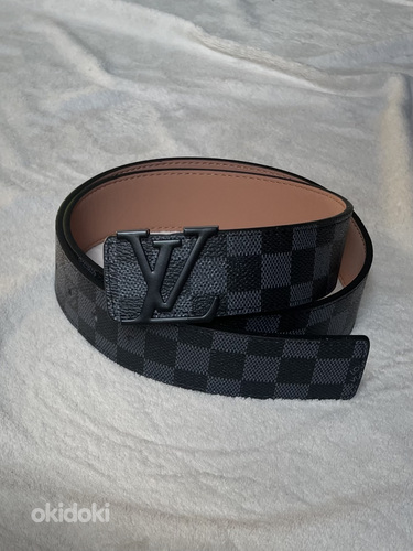 LV Must Vöö